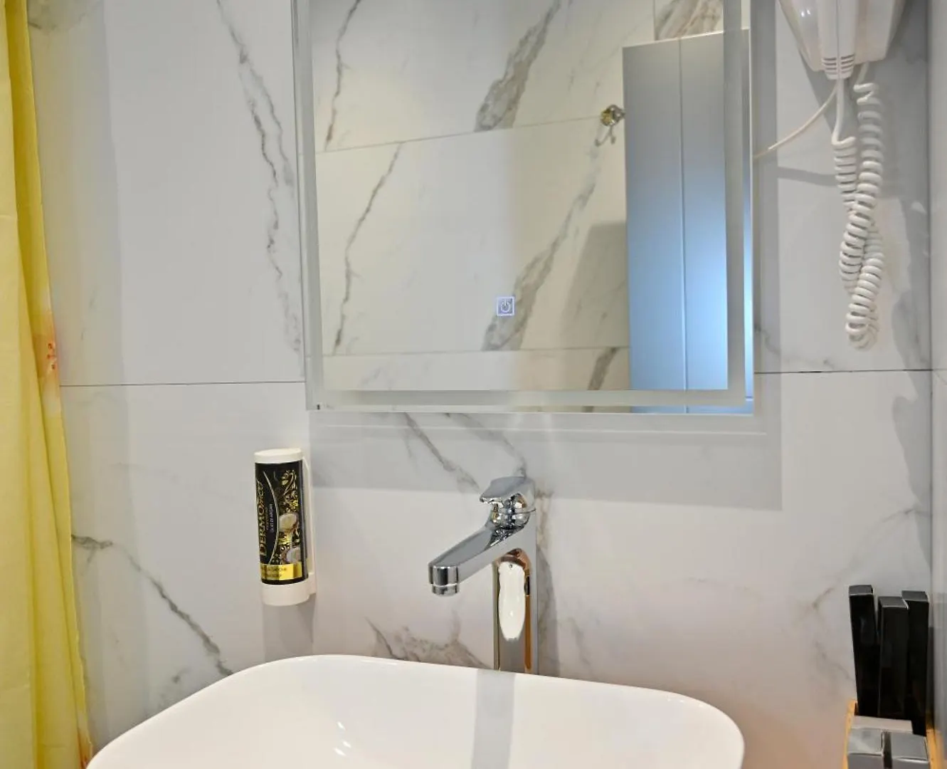 Monduro Hotel Durrës Homestay szállás